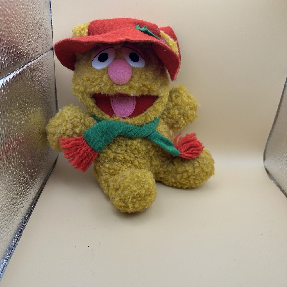 Vintage 1987 Muppets Christmas Fozzie Bear 8" Plush Doll